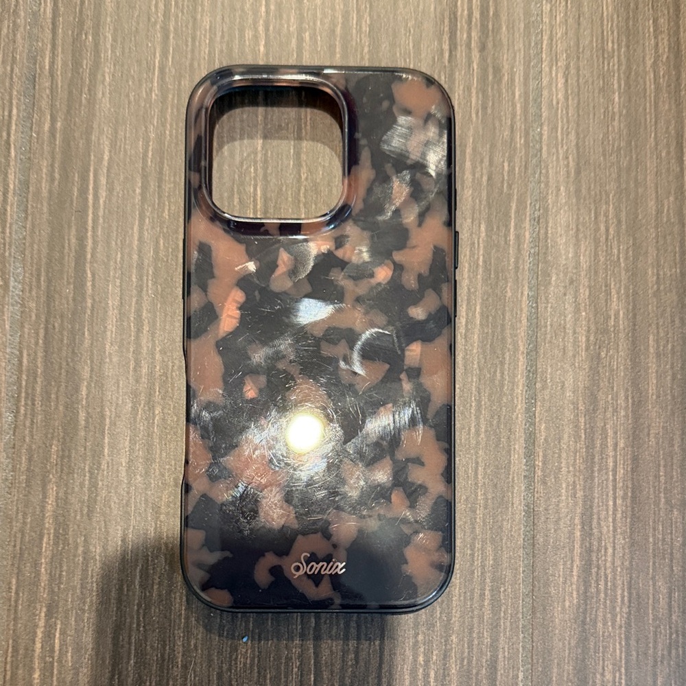iphone 16 pro Sonix Tortoise Shell Magsafe Phone Case